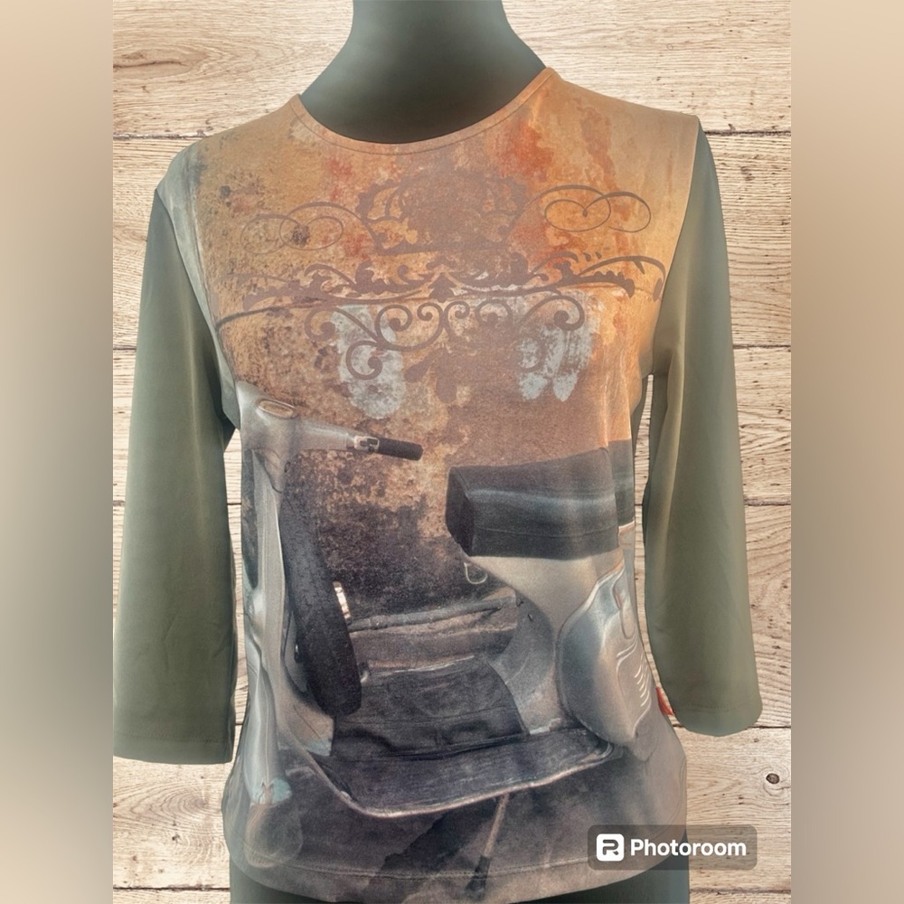 SUVA vintage shirt 3/4 European moped/ fresco background M